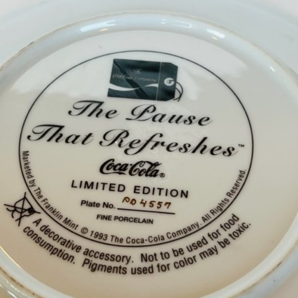 Coca Cola Collector Plate Franklin Mint Santa Claus Pause Refreshes Coke Holiday - Picture 4 of 5